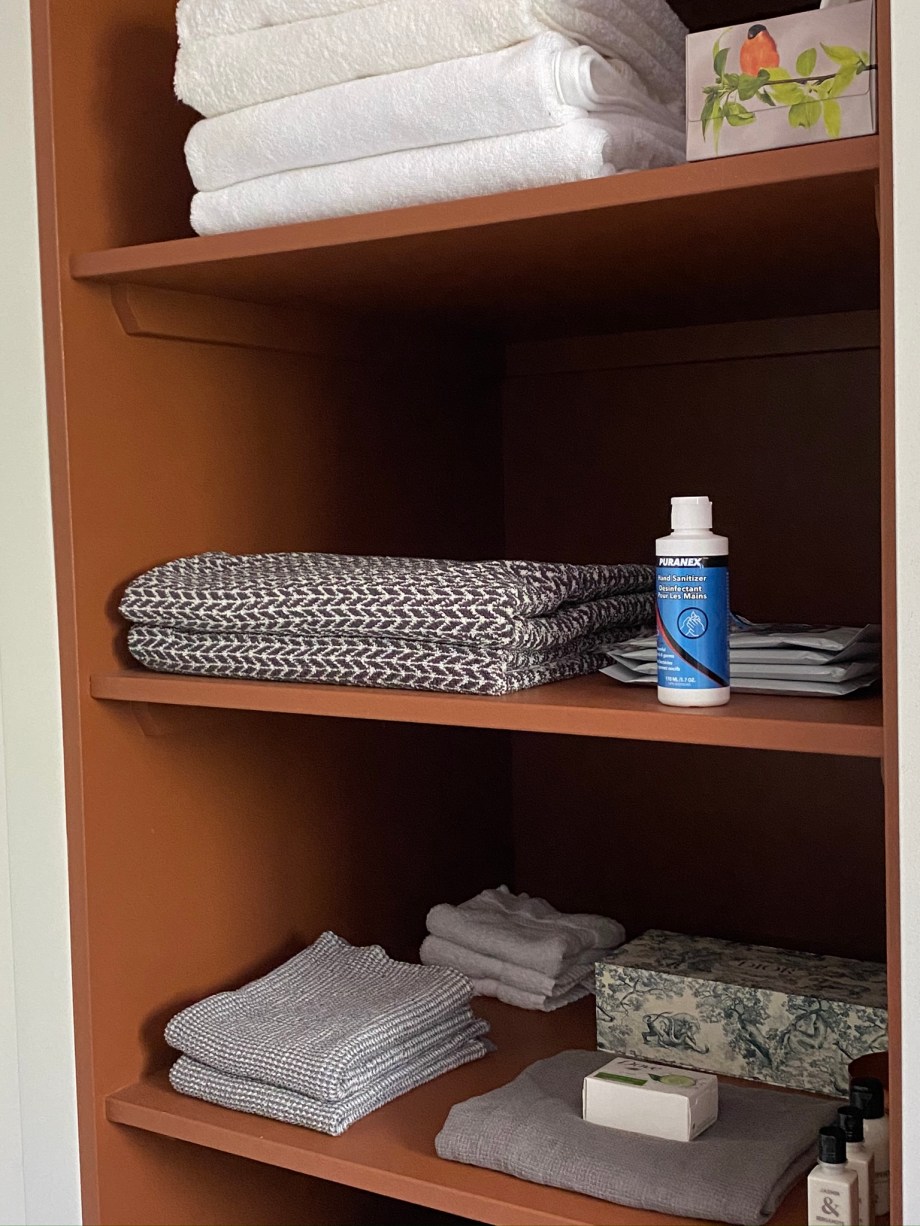 09D0F5A8-CA99-4827-8DF9-6DEA4A59621C